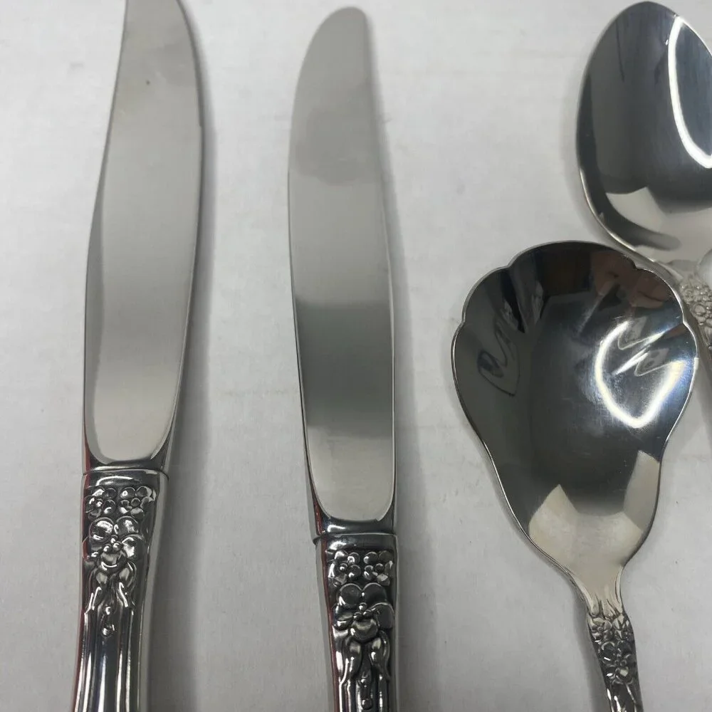 Oneida LOUISIANA 18/8 Stainless Steel Flatware Serving Spoon Fork Knife Lot 7
